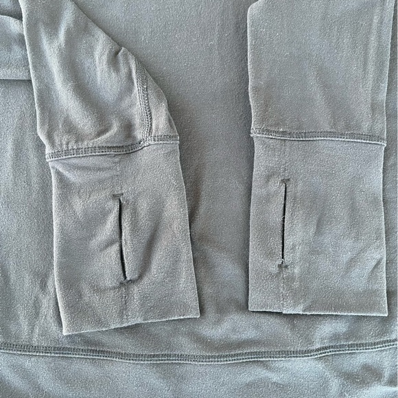 Lululemon Just Breathe Black Long Sleeve Athletic Tee W3G82S Mesh Accents Size 4 - Picture 8 of 10